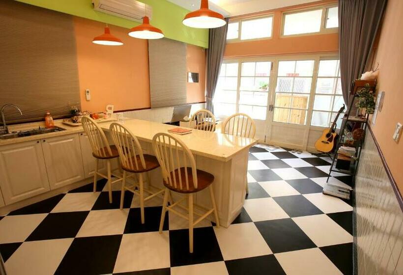 اتاق استاندارد, Mu Ju B&b