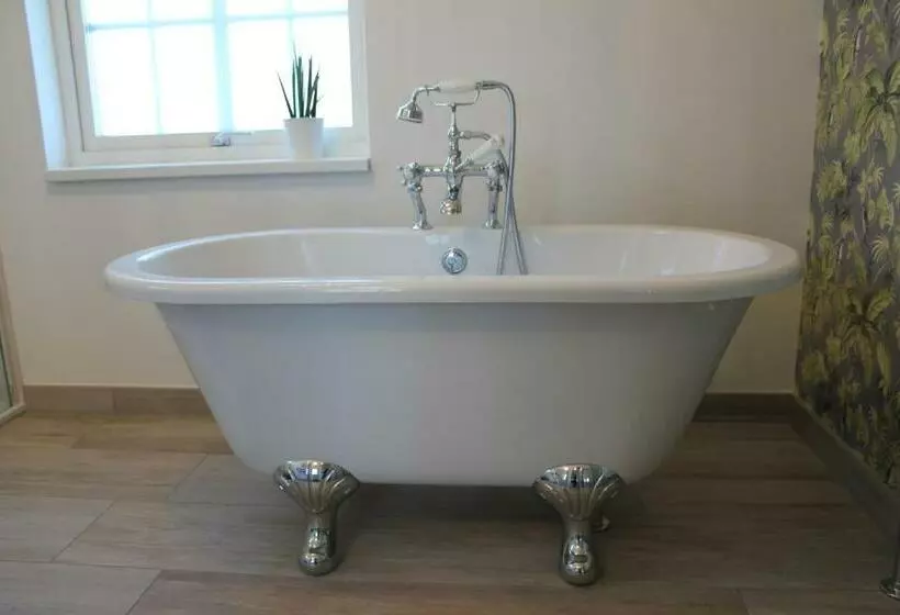 スタンダードルーム, Rosenhill B&b