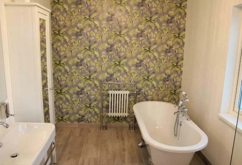 Номер Стандарт, Rosenhill B&b