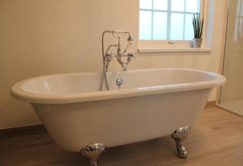 Номер Стандарт, Rosenhill B&b