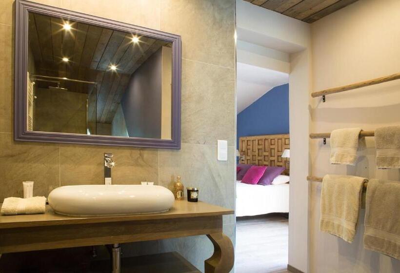 Полулюкс Вид на Бассейн, Sous Les Platanes B&b