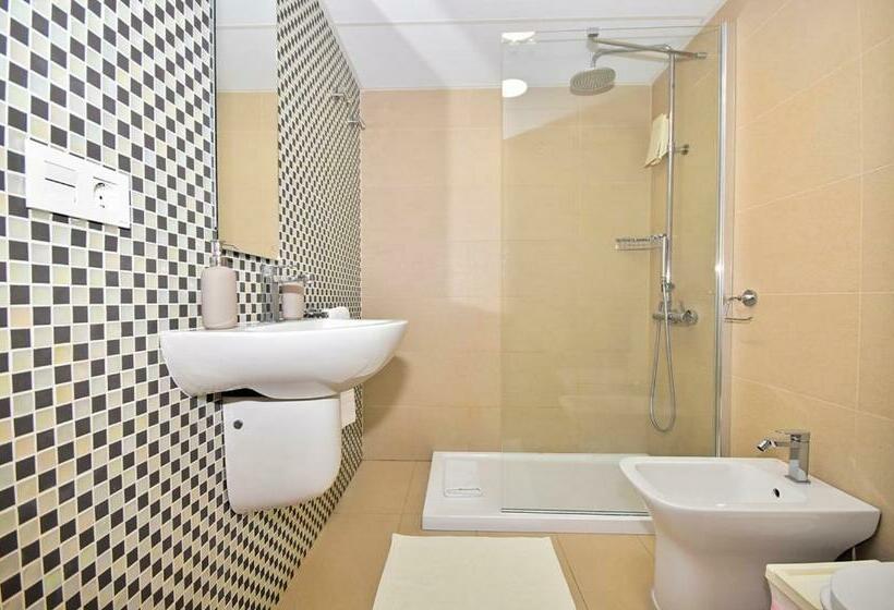 آپارتمان 4 خوابه, Aparthotel Ola Blanca