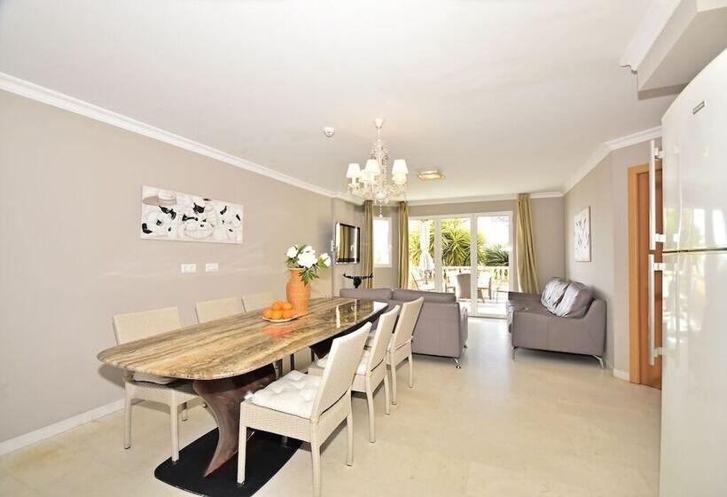 آپارتمان 4 خوابه, Aparthotel Ola Blanca