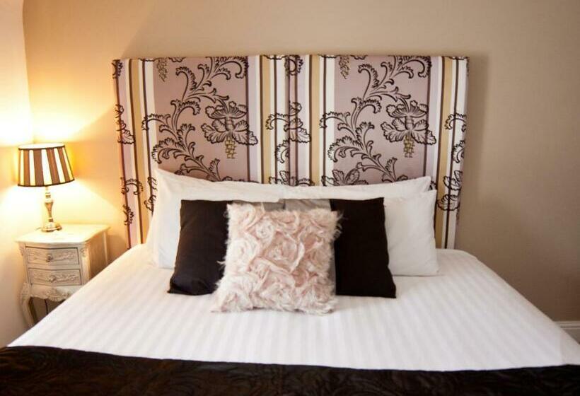 标准间, 7 Boutique