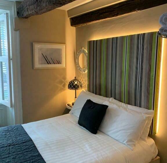 标准间, 7 Boutique