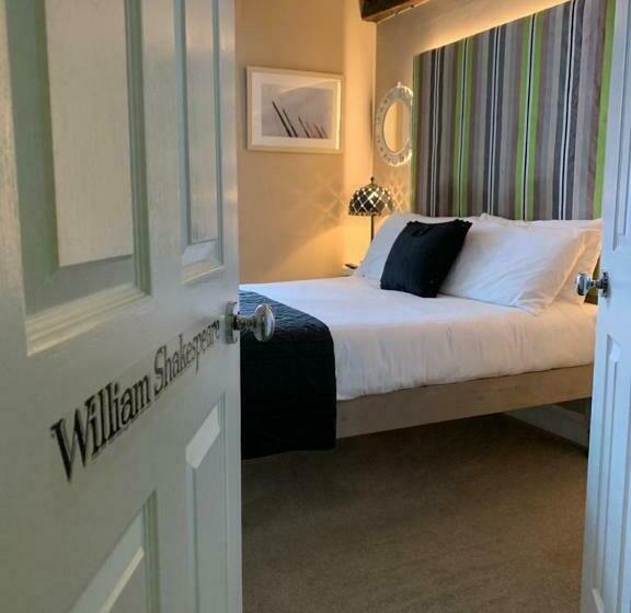 标准间, 7 Boutique