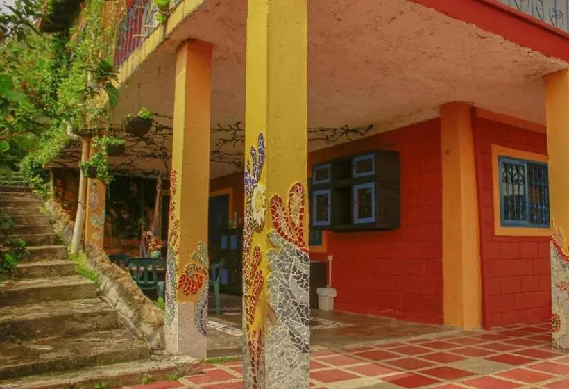 Vuode Makuusalissa, Casa Encuentro Ecolodge