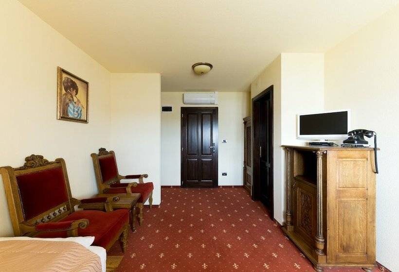 标准间, Castel Royal