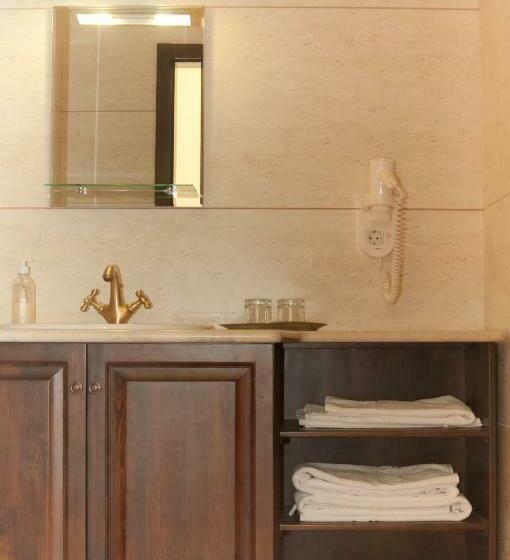 标准间, Castel Royal