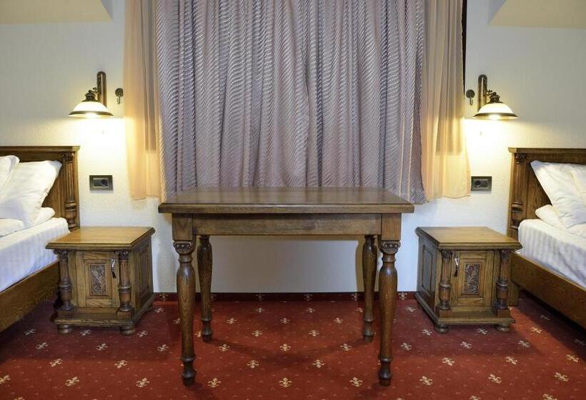 标准间, Castel Royal