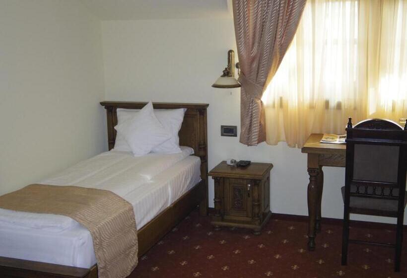 标准间, Castel Royal