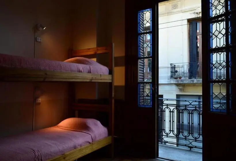 تختخواب در اتاق مشترک, Che Argentina Hostel Suites