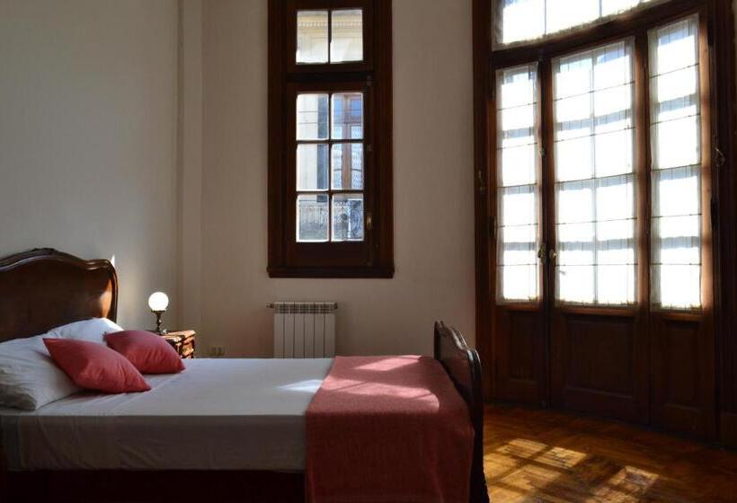 اتاق خانوادگی, Che Argentina Hostel Suites