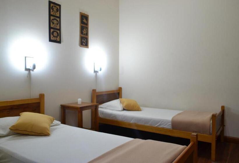 اتاق استاندارد با 2 تخت دوبل, Che Argentina Hostel Suites