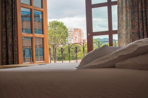 스탠다드 룸, Dinastia Real