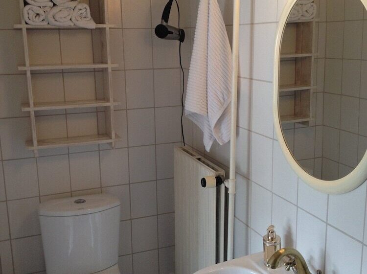 스탠다드 룸 공동 욕실, Farm61