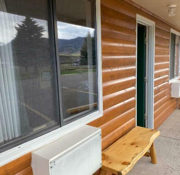 Quarto Estandar, Green Creek Inn And Rv Park