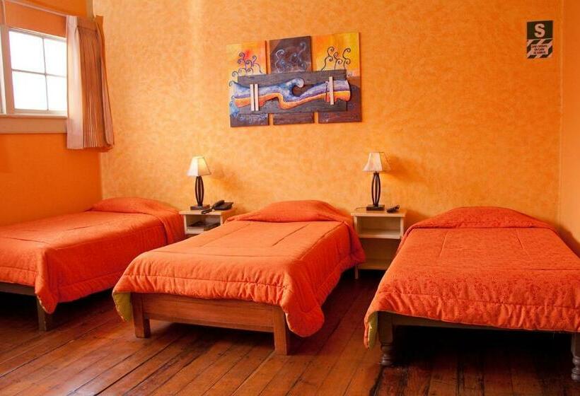 标准三人间, Hostal Los Balcones De Moral Y Santa Catalina