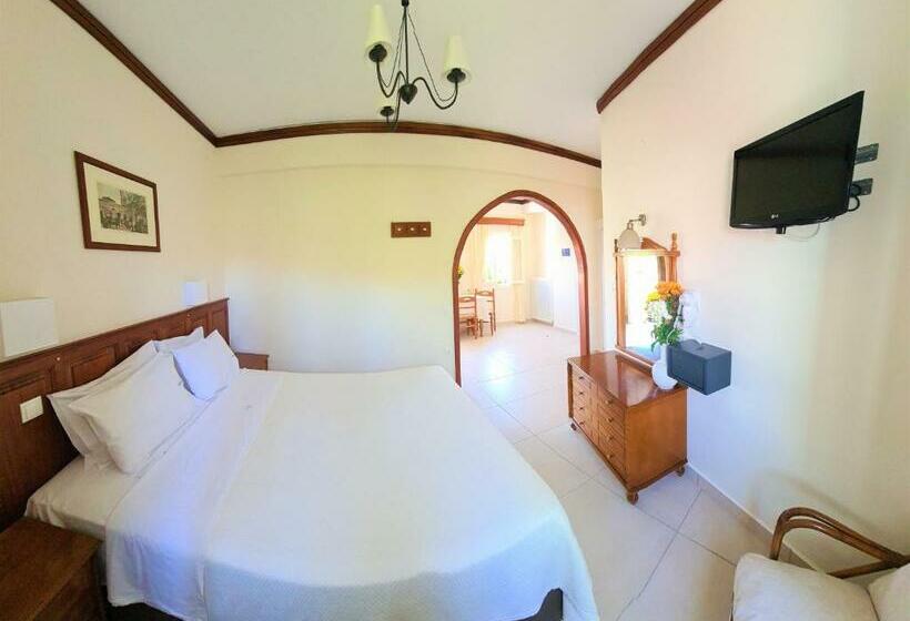 חדר סטודיו סטנדרד, Kastro