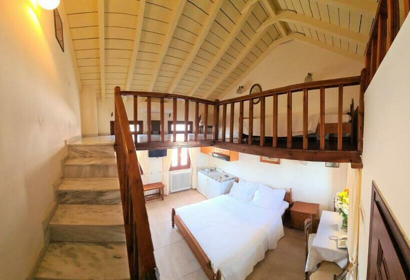 דירת חדר, Kastro