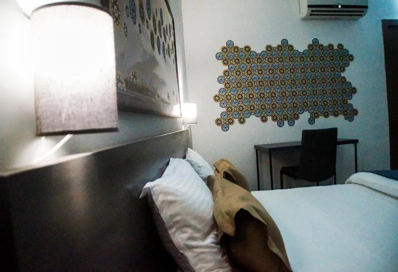 اتاق سوپریور, Le Marly