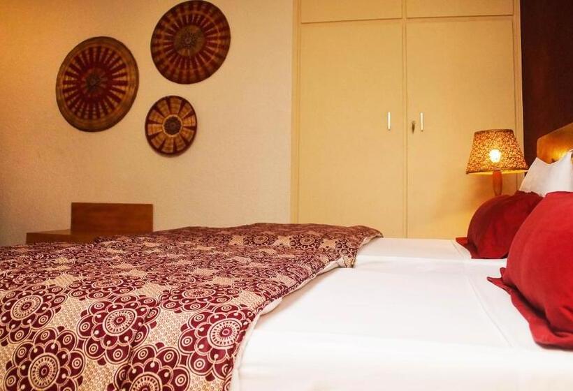 اتاق استاندارد, Le Marly