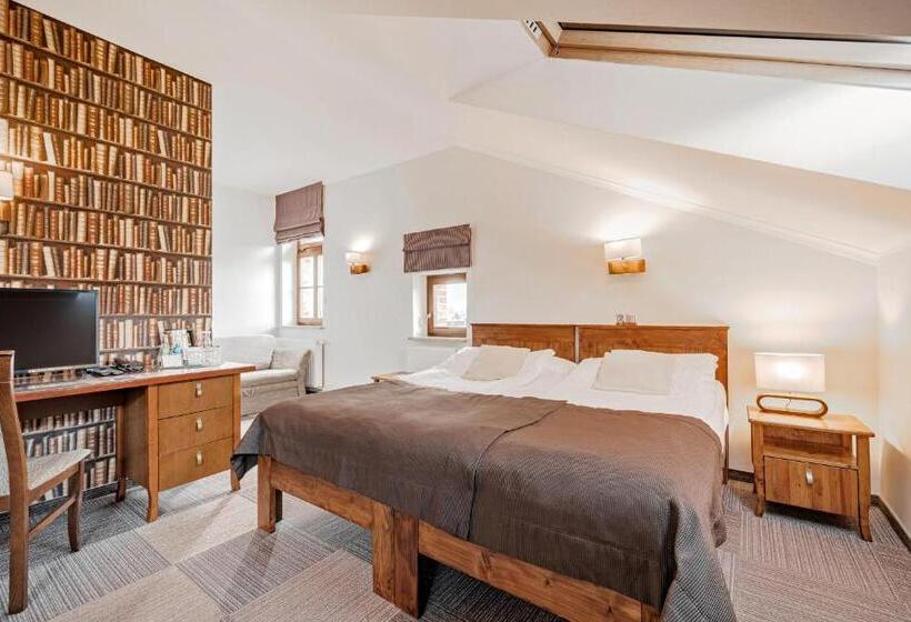 اتاق استاندارد سه نفره, Młyn Aqua Spa Biblioteka