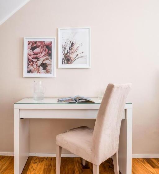 Standard room with outdoor bath, Moncada Suites & Apartments