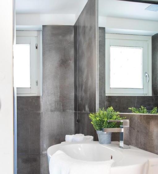 Standard room with outdoor bath, Moncada Suites & Apartments