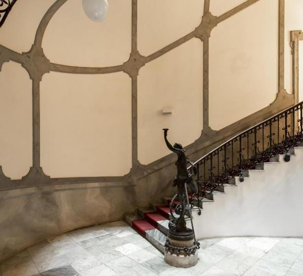 Апартаменты Deluxe 1 Спальня, Moncada Suites & Apartments