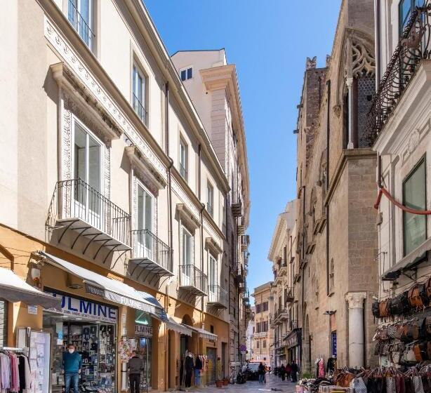 Апартаменты Deluxe 1 Спальня, Moncada Suites & Apartments