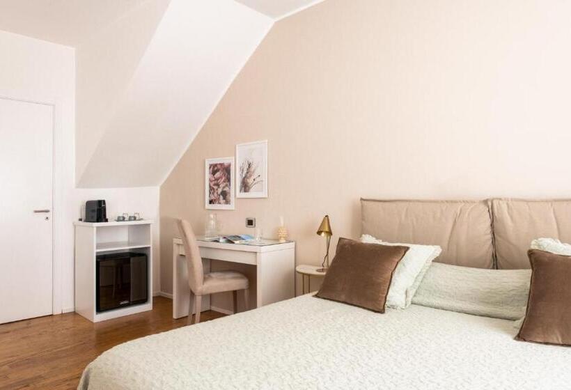 Апартаменты Deluxe 1 Спальня, Moncada Suites & Apartments