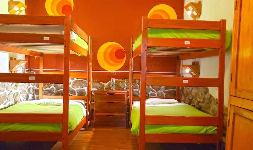 Geteiltes Mehrbettzimmer, Pirwa Backpackers Colonial