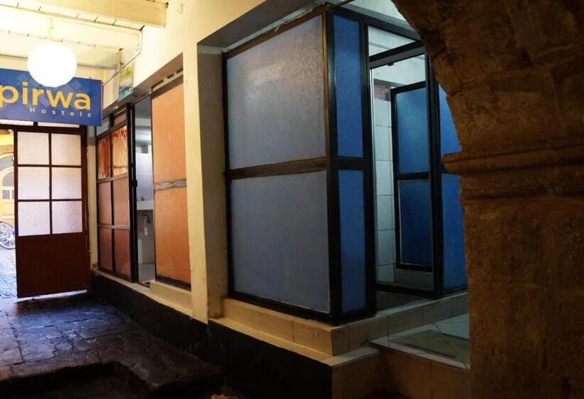 Quarto Estandar Banheiro Compartilhado, Pirwa Backpackers Colonial