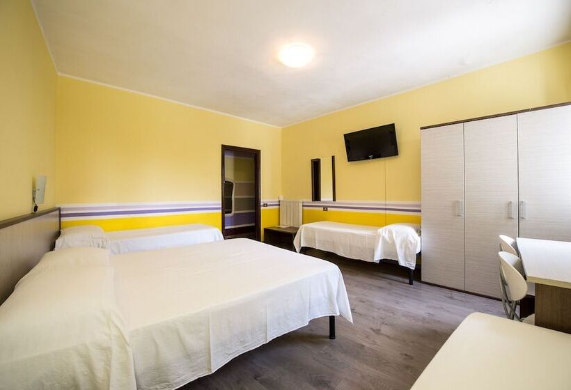 Habitació Quàdruple Estàndard, Terranova