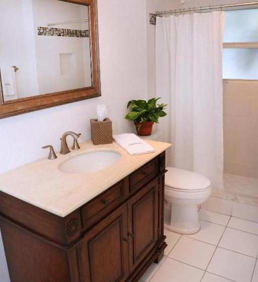 套房, The Cabanas Guesthouse & Spa Gay Resort Catering To Gay Men