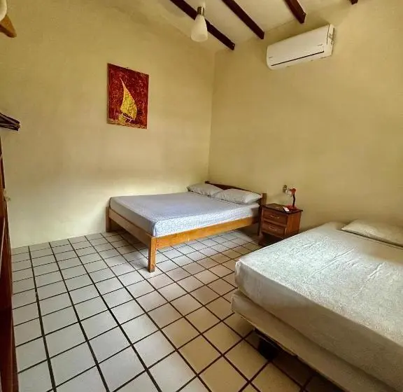 استودیو استاندارد با چشم‌انداز باغ, The Sea Garden House