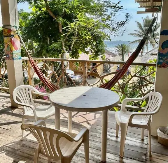 اتاق سوپریور خانوادگی, The Sea Garden House