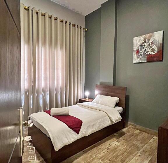 اتاق استاندارد یک نفره, The Sydney