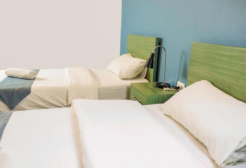 اتاق لوکس با بالکن, The Sydney