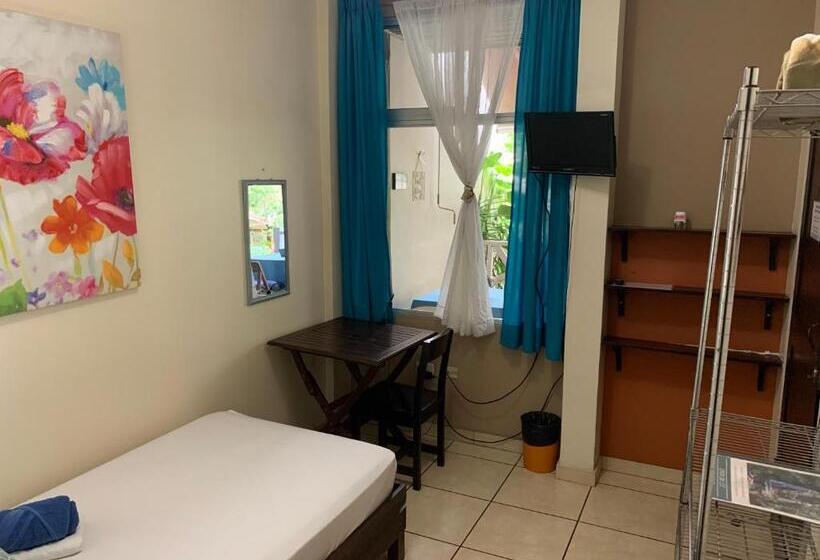 Номер Стандарт Индивидуальный, Casa De Lis Hotel & Tourist Info Centre