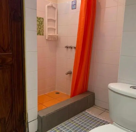 اتاق استاندارد با بالکن, Casa De Lis Hotel & Tourist Info Centre