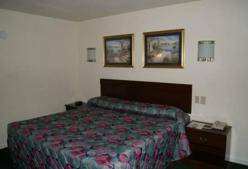 ２ダブルベッドのスタンダードルーム, American Inn And Suites