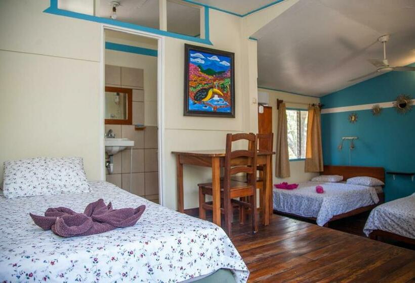 패밀리 룸, Rustic Beach Front Hotel Brasilito