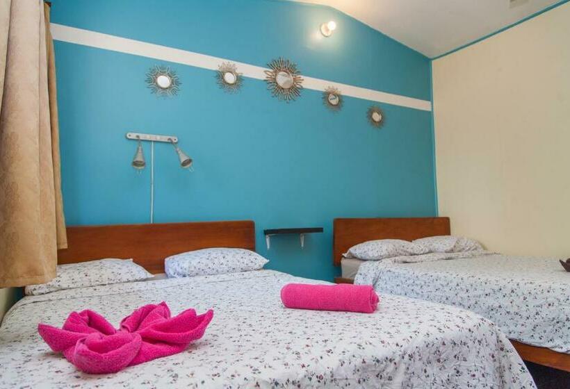 패밀리 룸, Rustic Beach Front Hotel Brasilito