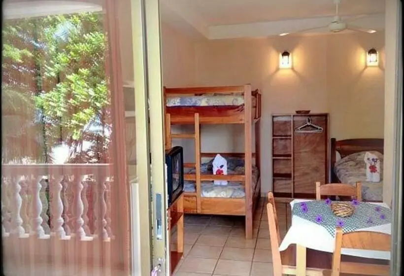 景色の見えるスタンダード4人部屋, Beachfront Vista Hermosa