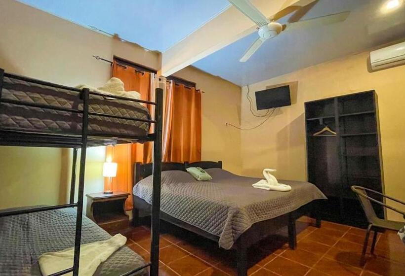 ‫فيلا غرفة نوم واحدة, Beachfront Vista Hermosa