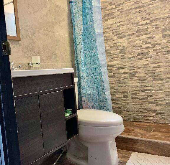 بنجلو قياسى مطل على البحر, Beachfront Vista Hermosa