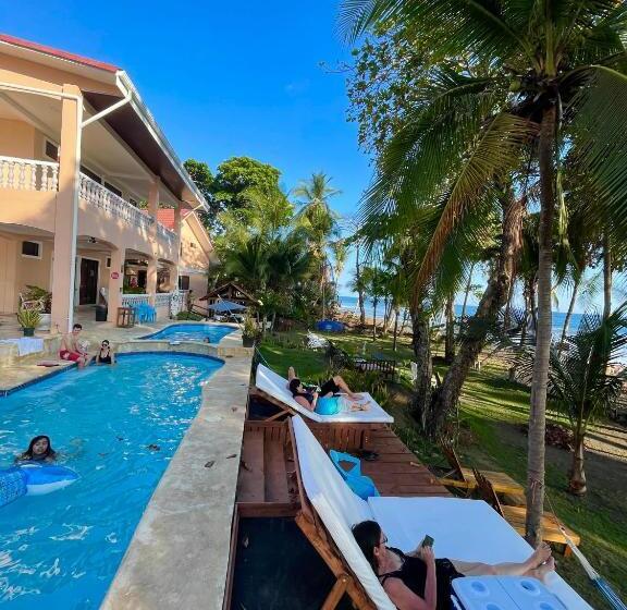 غرفة قياسية رباعية, Beachfront Vista Hermosa