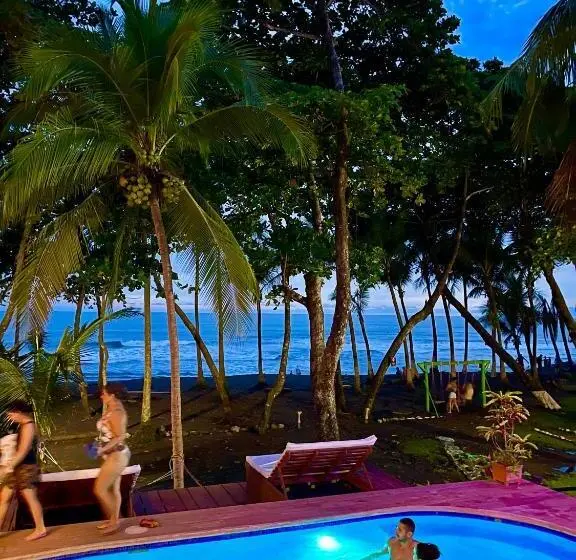 オーシャンビュージュニアスイート, Beachfront Vista Hermosa